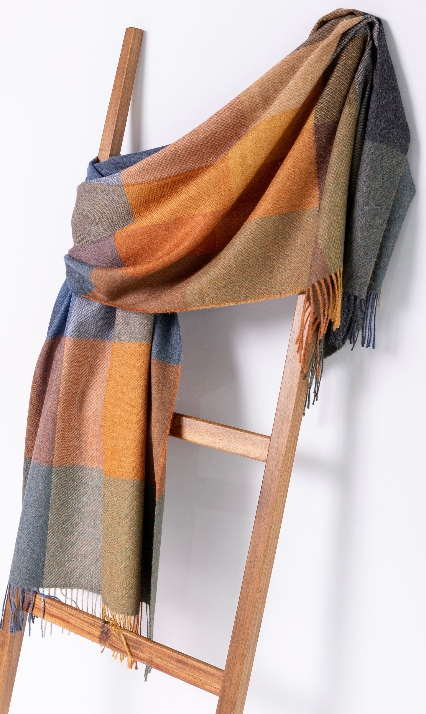 Chal Escoces. 100% Baby Alpaca