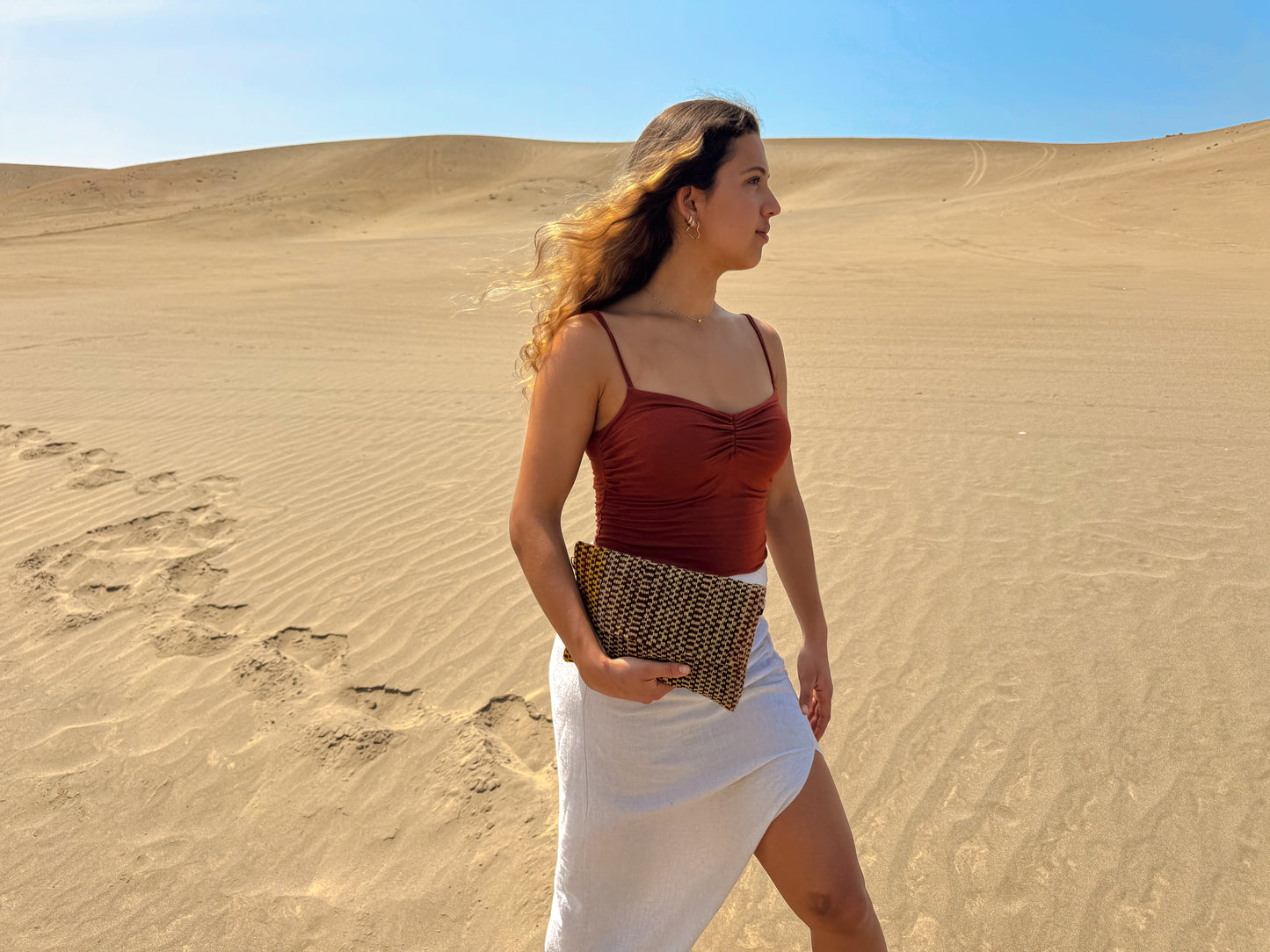 Cartera Clutch Puno Marrón